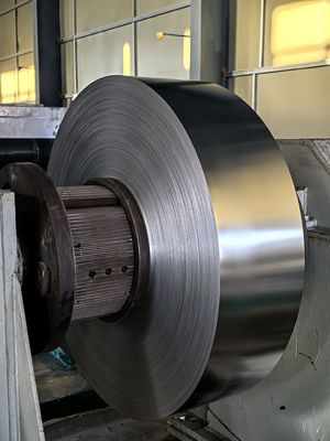 0.09mm 두께 45mm 너비 전면 페인트 알루미늄 엽 코일 롤러블 리지 환기 테이프 제조