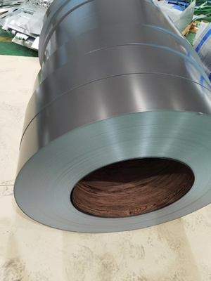 알루미늄 합금 3105 0.55mm 두께 매트 컬러 PVDF 커튼 벽의 전면 패널을 위해 미리 칠한 알루미늄 코일