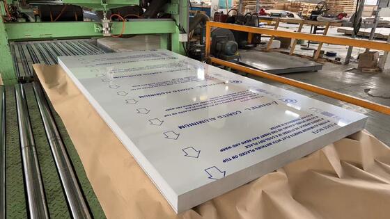 실내 장식 패널용 0.03 인치 두께 얼룩 표면 마감 사전 도장 알루미늄 시트