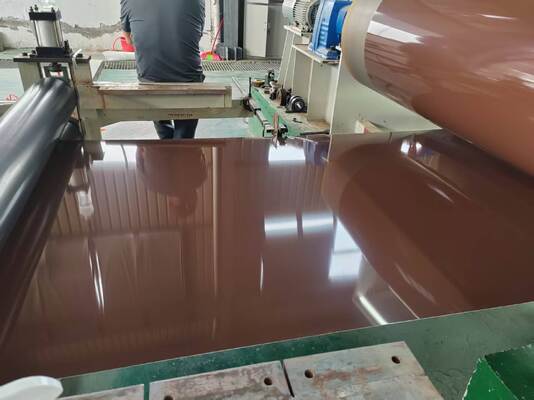 가벼운 알루미늄 엽지 지붕용 합금 3105 PPG Kynar PVDF 매트 회색 Ral 7046 컬러 사전 칠 코일 49 인치 너비